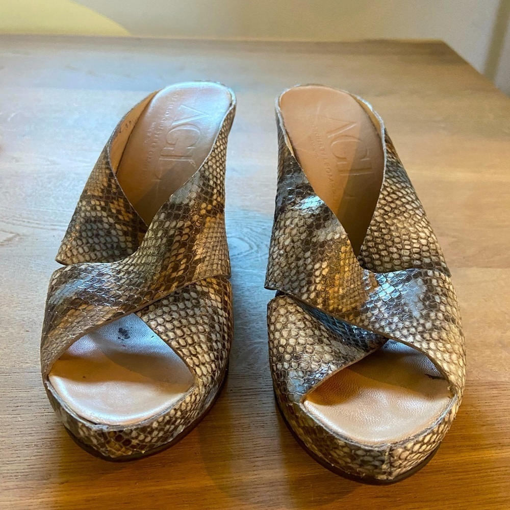 AGL Snake Pattern Wedge Sandals